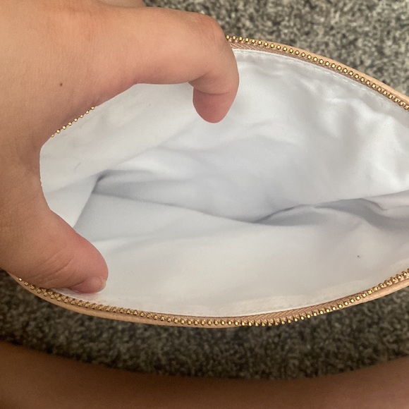 Chloé Parfum: Makeup Pouch - Picture 3 of 3